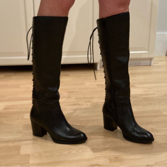 Women's Black Knee-High Boots - Picture 3 of 8